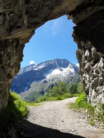 A little egg nestled in the mountains - Image 3