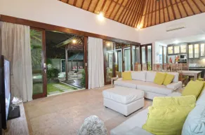 Villa Hibiscus Luxury 4 Bed - 250 metros de la hermosa playa de Sanur - Image 3