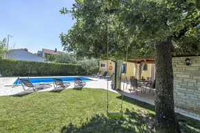 Spacious Three-Bedroom Villa Balun with Pool - Image 3