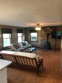 Spacious Family Home Near the Beach! - Image 4