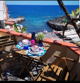 Cosy house in small fishing village away of crowds - Image 2