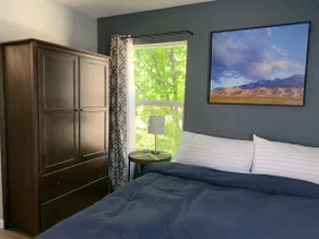 Cozy Central Park Carriage House - Image 2