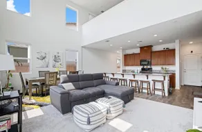 SS Large 6BR Home · Perfect for Groups - Image 2