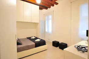 Palazzo del Sale, Rialto - Image 3