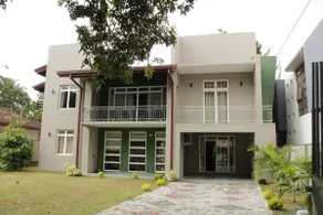 Executive Bungalow near Colombo Airport - Image 2