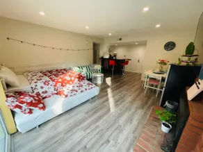 SunnyStudio - Private Entry,Bath,Kitchen, SmartTV - Image 2