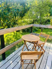 Studio in a wooded park - Image 5