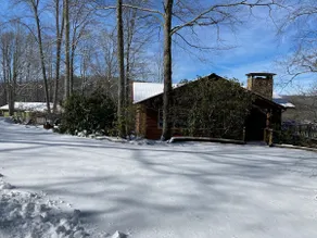 Newly Renovated Lakeview Home in Cashiers - Image 5