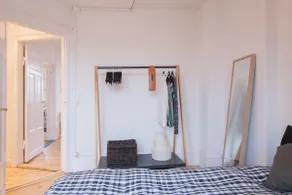 Sunny Penthouse with Private Balcony - Image 3