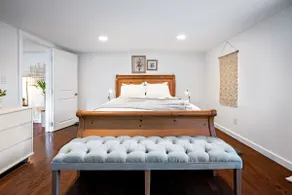 Bright Private 1BR • Walk to UPS & Restaurant - Image 3