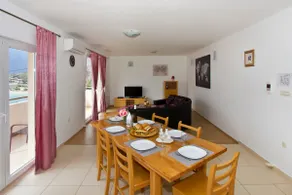 Omis Michy Villa - Image 2