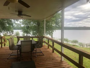 Lake Front Paradise, Lake Palestine - Image 5