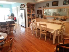 Charming Cozy Beachhouse 3 BR 1.5 bath central AC - Image 2