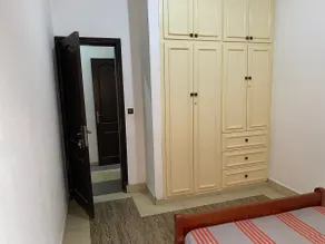 Townhouse with indoor parking - Image 5