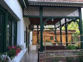 Veranda Guesthouse in Verőce - Image 5