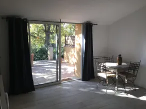 T2 independent in large Provençal estate 2 - Image 5