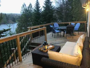 Bellefeuille Waterfront Ski Fireplace Snowshoe - Image 5