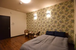 Studio in Nagoya city center. A place of relaxation where locals gather! 4 minutes by car to the beach! Churaumi Aquarium is 30 minutes away! - Image 4