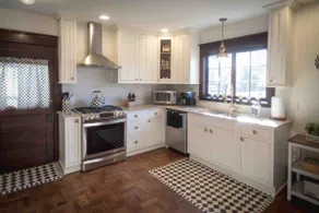 CHARMING Main Street Home: Beliggende i hjertet af Finger Lakes - Image 4