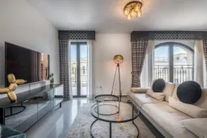 Front of the old city - Luxurious residence - Image 5