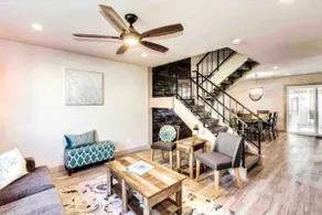 Gorgeous 3 bedroom 2.5 bath Scottsdale Townhome - Image 5