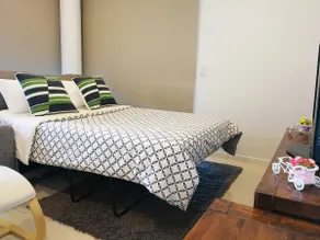 Stylish New 1BR Apt. Walk to Convention Centre - Image 5