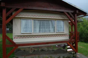 accommodation on a hill - Image 3