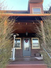 Historic three story Lodge - Image 3