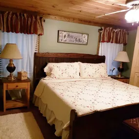 Tiger Creek Retreat, The cabin for you & your pets - Image 3