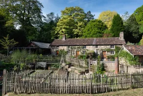 300 year old Luxury English Country Cottage - Image 2