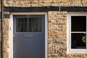 The Cottage, Cirencester - Image 2