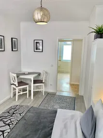 NOVITÀ aperto nel 2019 ▫️ Living \"In the small style ll\" nel cuore di Linz sul Reno - Image 4
