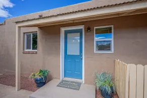 4bd,2ba Home w/ large yard for dogs & cornhole - Image 3