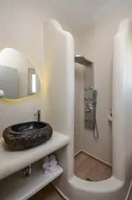 Aphrodite-Deluxe apt with hot tub -rooftop terrace - Image 5