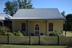 Number 1 Bakery Lane, King Valley - Image 2