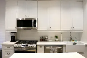 Executive Home Heart of Toronto Restyled w/Parking - Image 5