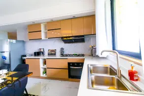Modern, Cozy Stay with Amazing Nairobi Park View - Image 3