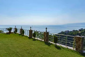 Unique View of Sea and Green Luxury House - Image 4