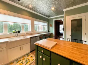 Beautiful Historic Home near Downtown - Image 2
