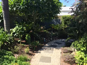 Bangalow Guesthouse - Image 2
