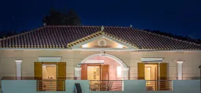 Aquarella Luxury Apartment - Image 2