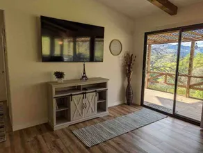 New! The Gathering Place 3bed/2bath - Image 4