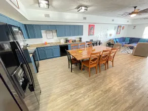 Hum Dinger 4br 3bath by the Beach - Image 4