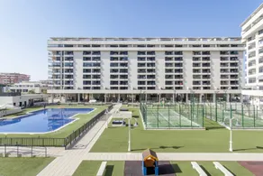Cosy Beach apartment, all services. Pool + beach - Image 3