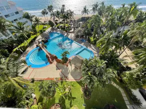 Oceanfront 3 bedrooms elegant condominium. - Image 2