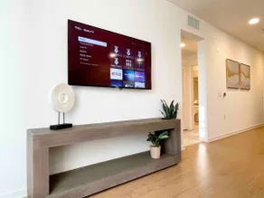 Irvine/Tustin Cozy 1b1b APT 2 beds close to Shops - Image 3