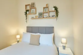 Host & Stay - South Cliff Apartment - Image 5
