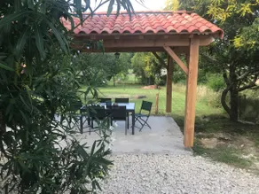 House with garden in village - Image 4