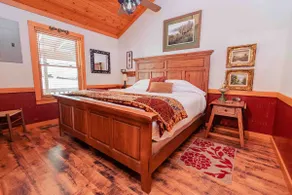 Roscoe Hillside Cabins-Buffalo Cabin - Image 5