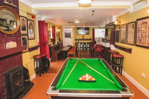 Privat pub på Irlands Wild Atlantic Way og tæt på Killarney (10 sovepladser) - Image 5